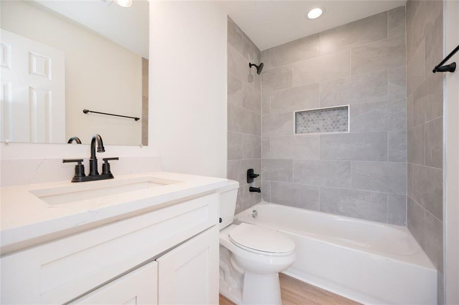 Furnished interior view inside a new home in , Brashear (Image 12).