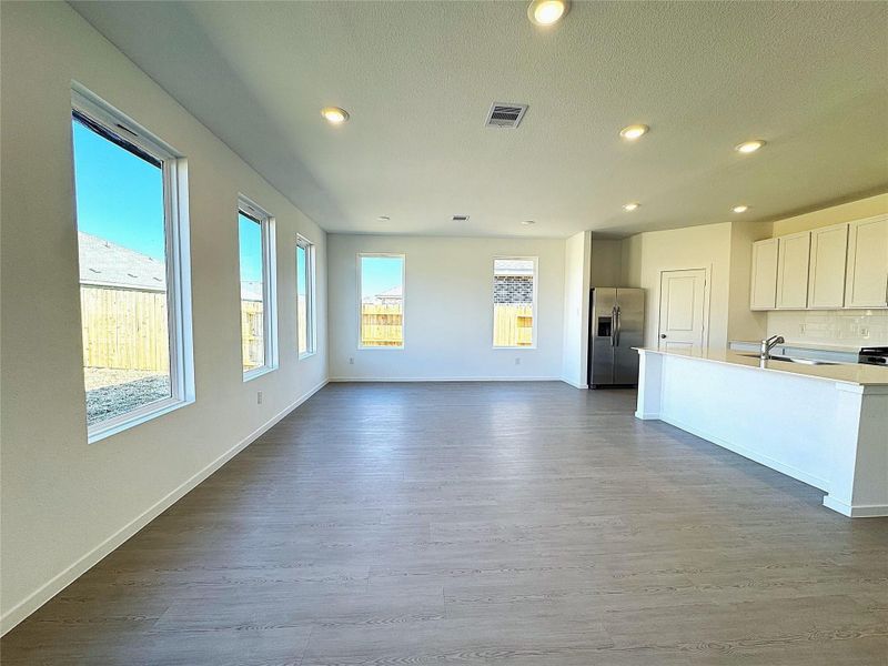 Spacious, unfurnished interior of a new home in Anniston, Katy (Image 21). Spacious, unfurnished interior of a new home in Anniston, Katy (Image 21).