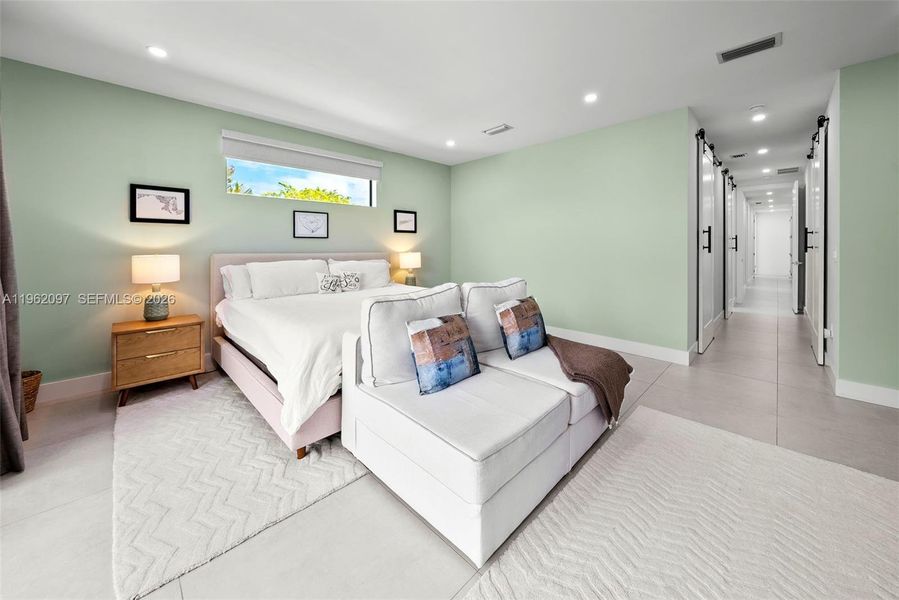 Furnished interior view inside a new home in , Fort Lauderdale (Image 15).
