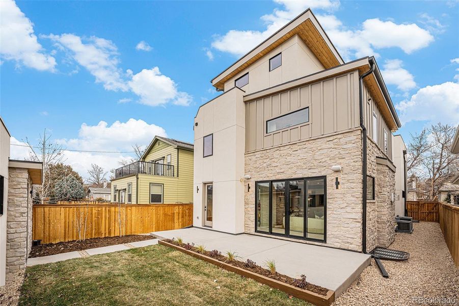 Rare 3-car garage with 11-ft ceilings