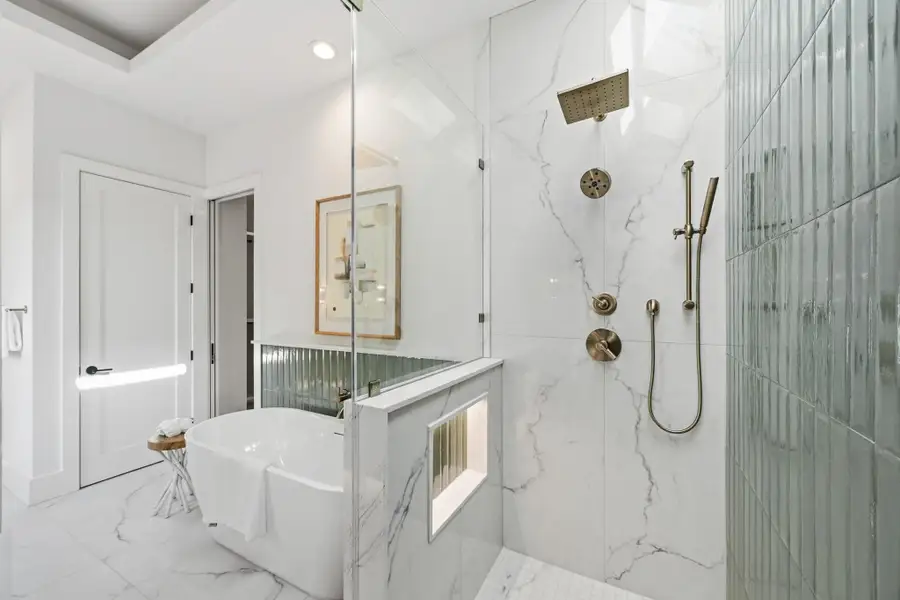 LED lighting in strategic locations provides luxurious touches!