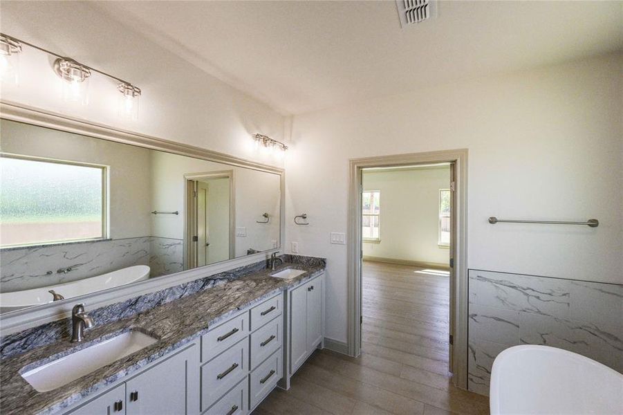 Furnished interior view inside a new home in , Abilene (Image 34).