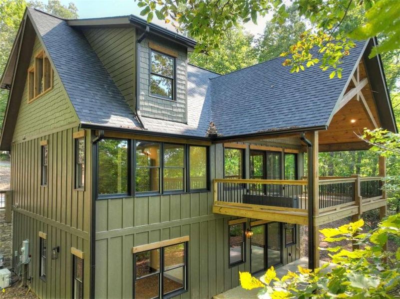 Image 38 of a home in .