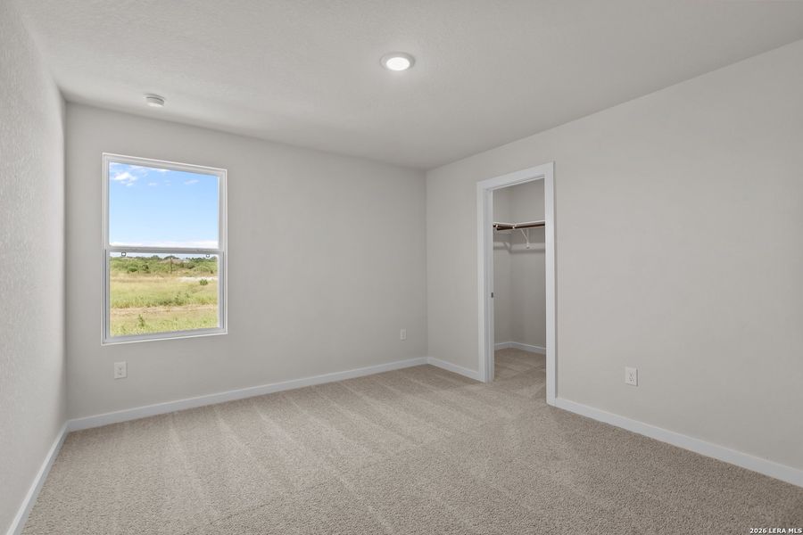 Spacious, unfurnished interior of a new home in Summerlin, San Antonio (Image 23).
