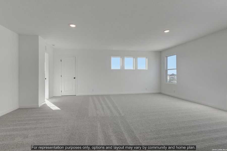 Spacious, unfurnished interior of a new home in Arcadia Ridge, San Antonio (Image 13).