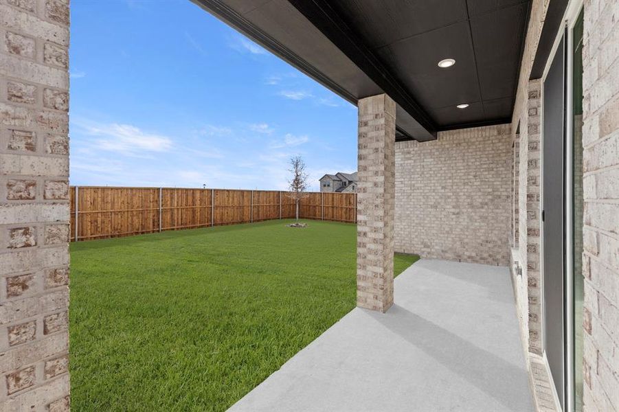 25. 5412 Sundarean - Patio