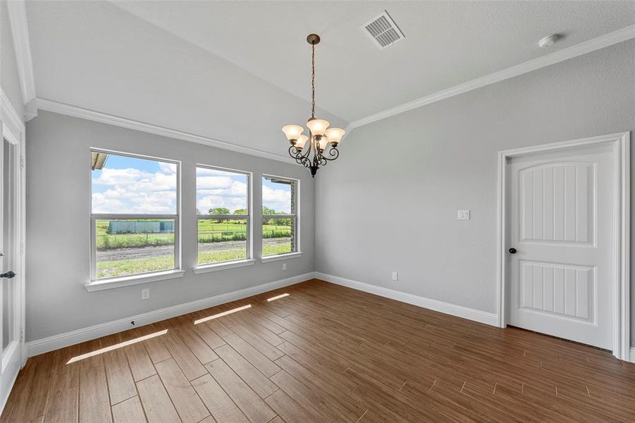 Spacious, unfurnished interior of a new home in High Meadows Estates, Nevada (Image 16).