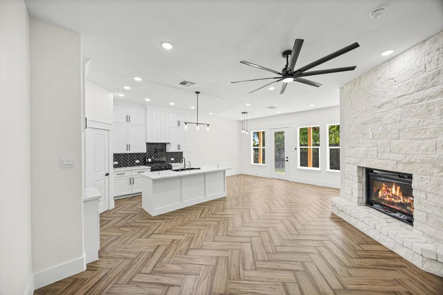 Spacious, unfurnished interior of a new home in , La Porte (Image 20).