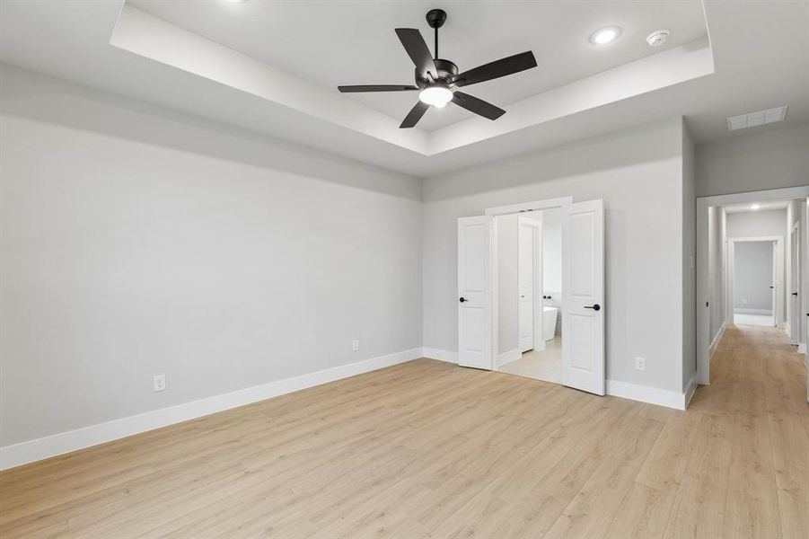 Spacious, unfurnished interior of a new home in Ellis Ranch Estates, Waxahachie (Image 17).