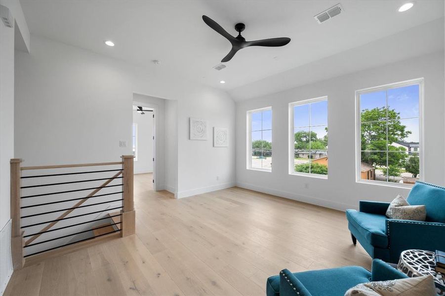 Spacious, unfurnished interior of a new home in , Roanoke (Image 23).