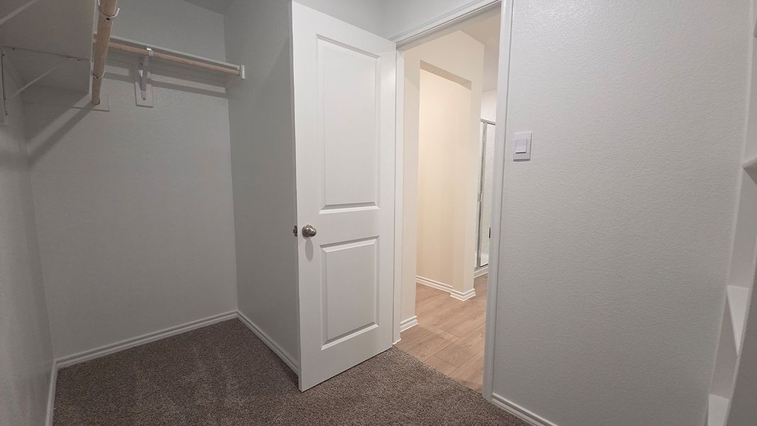 Spacious, unfurnished interior of a new home in Wildwood, Royse City (Image 12).