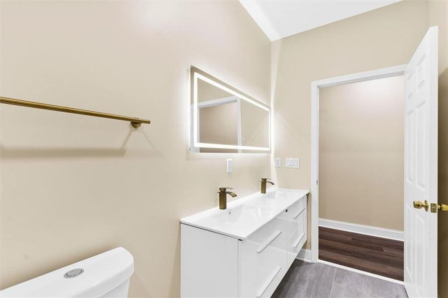 Furnished interior view inside a new home in , Atlanta (Image 15). Furnished interior view inside a new home in , Atlanta (Image 15).