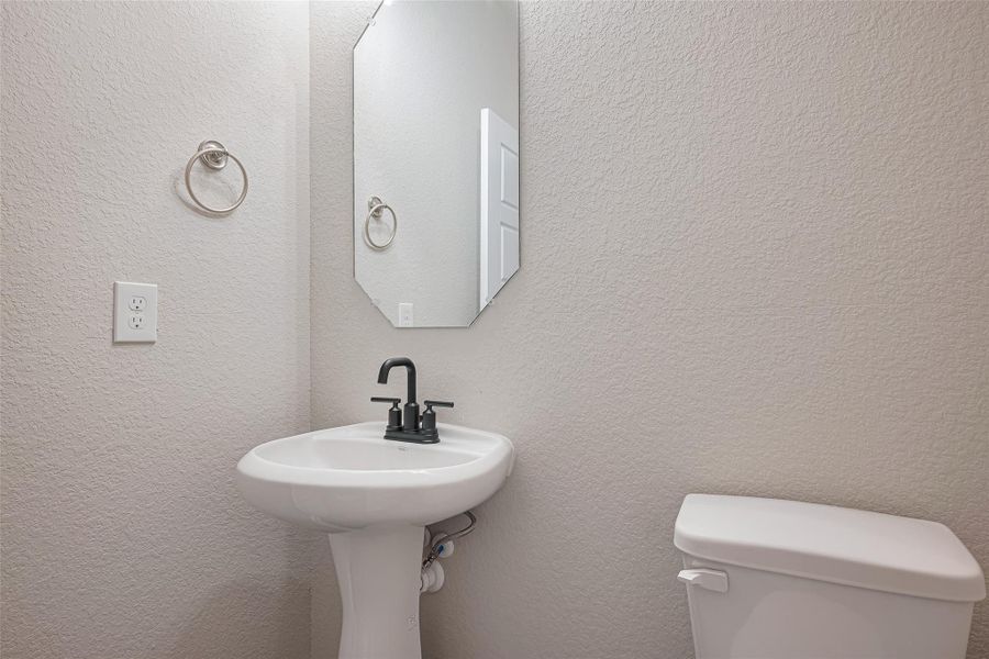 Furnished interior view inside a new home in La Segarra, Brookshire (Image 13).