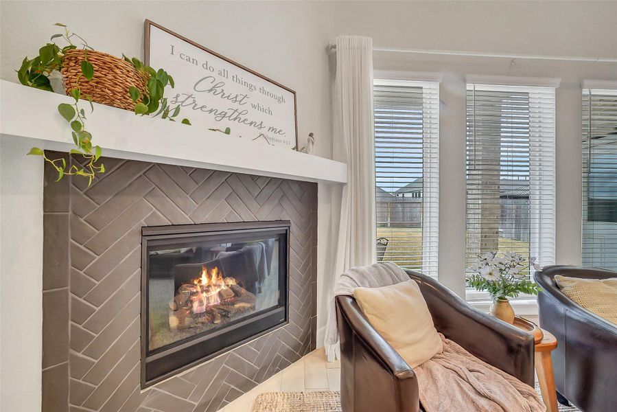 Furnished interior view inside a new home in Beacon Hill, Waller (Image 7).