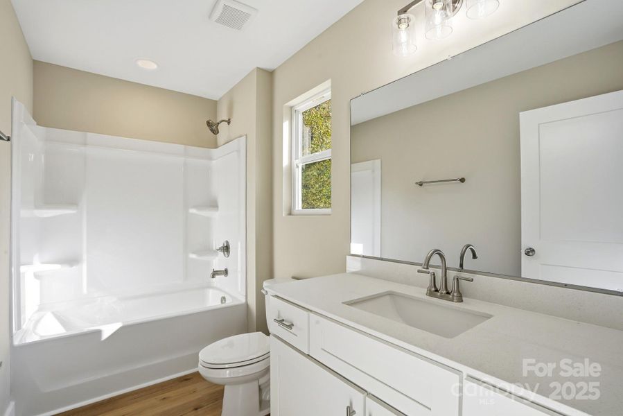 2nd Full Bathroom