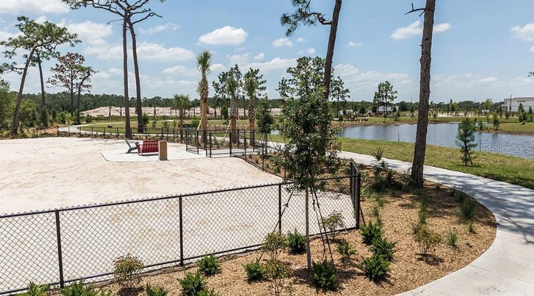 Image 20 of a home in The Waters at Center Lake Ranch.