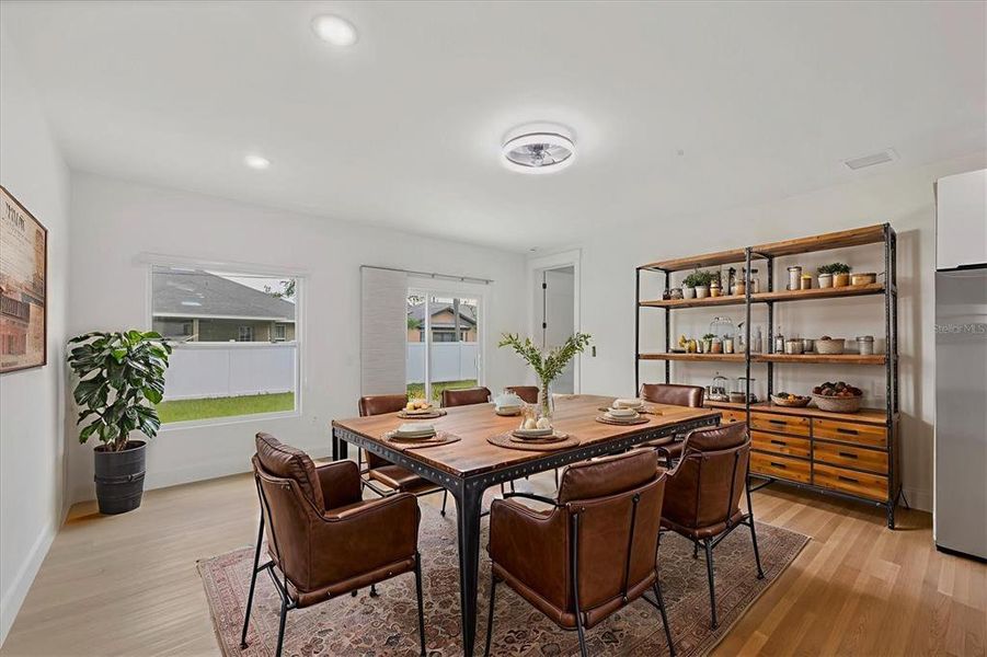 Furnished interior view inside a new home in , Port Charlotte (Image 9).