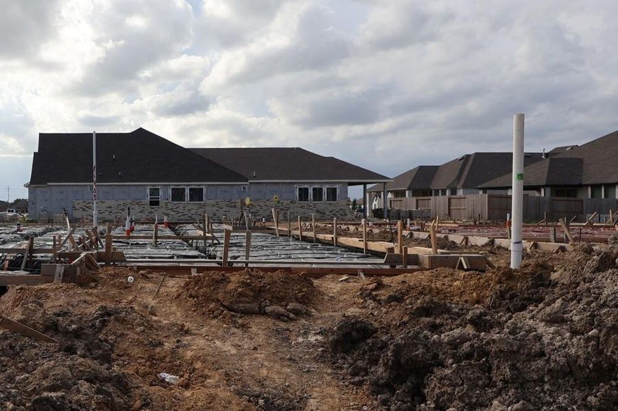 Every foundation at DWH is engineered and it’s inspected three times! We do not do “batch” testing. Rest easy knowing your foundation comes with a 10 year warranty. Every foundation at DWH is engineered and it’s inspected three times! We do not do “batch” testing. Rest easy knowing your foundation comes with a 10 year warranty.