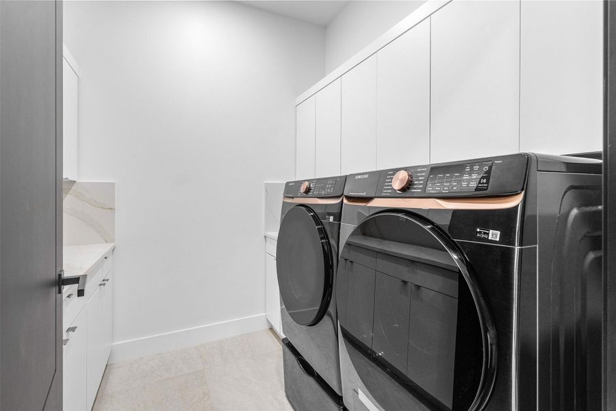 Close-up of interior finishes inside a home in , Parkland (Image 18).