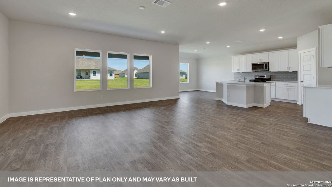 Spacious, unfurnished interior of a new home in Hartland Ranch, Lockhart (Image 22).