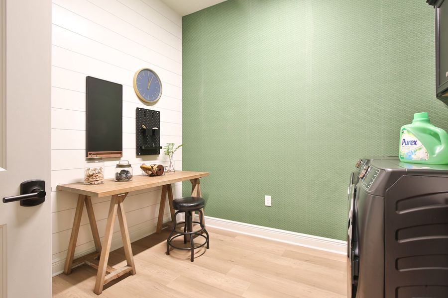 Furnished interior view inside a new home in Palm Grove, Lakewood Ranch (Image 27).