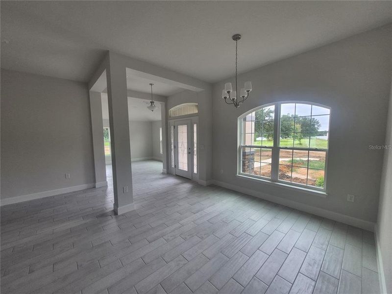 Spacious, unfurnished interior of a new home in Hill Country Estates, Dade City (Image 24).