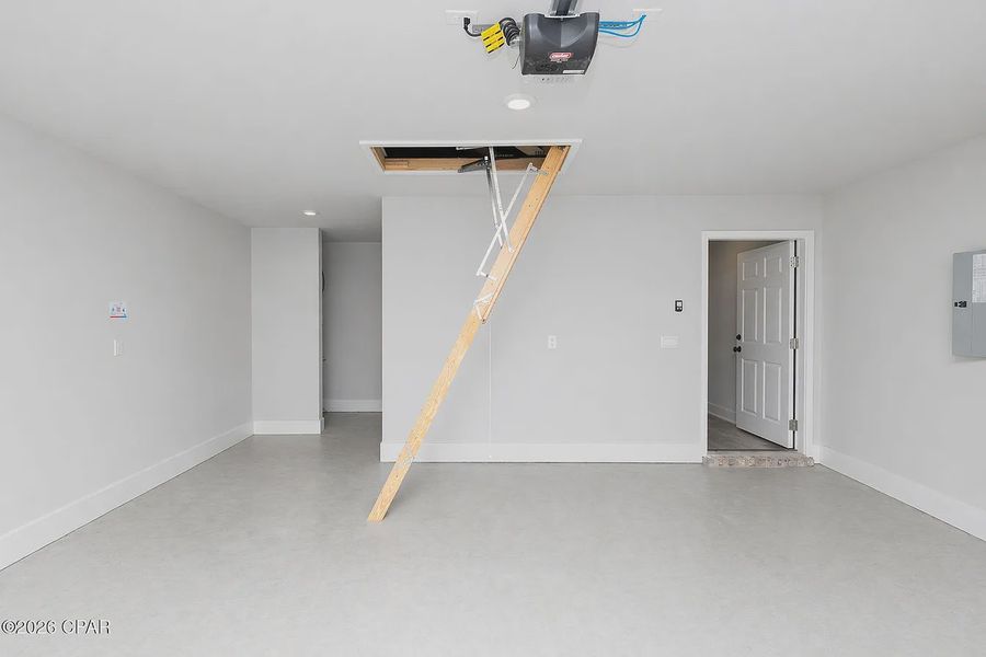 Spacious, unfurnished interior of a new home in East Bay, Panama City (Image 14). Spacious, unfurnished interior of a new home in East Bay, Panama City (Image 14).