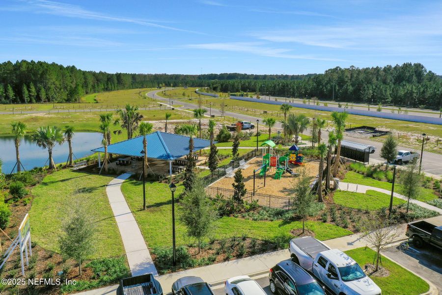 Community amenities in , Middleburg (Image 43).