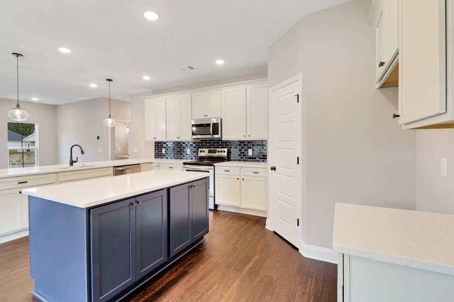 Edisto Kitchen with Central Island and Breakfast Bar