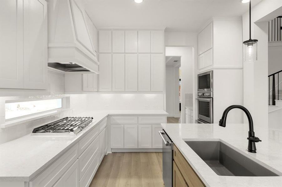 11_12. 2624 Shadybrook - Kitchen (3) 11_12. 2624 Shadybrook - Kitchen (3)