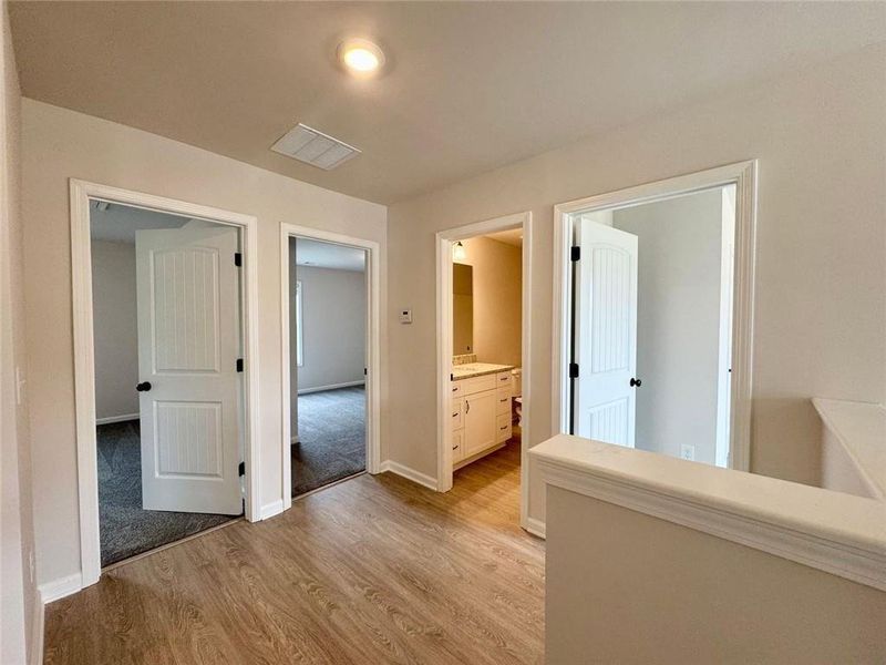 Spacious, unfurnished interior of a new home in , Lula (Image 18).