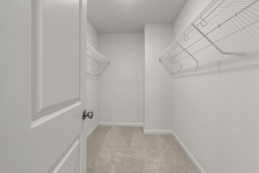 Spacious, unfurnished interior of a new home in Wimberly, Willow Spring (Image 24).