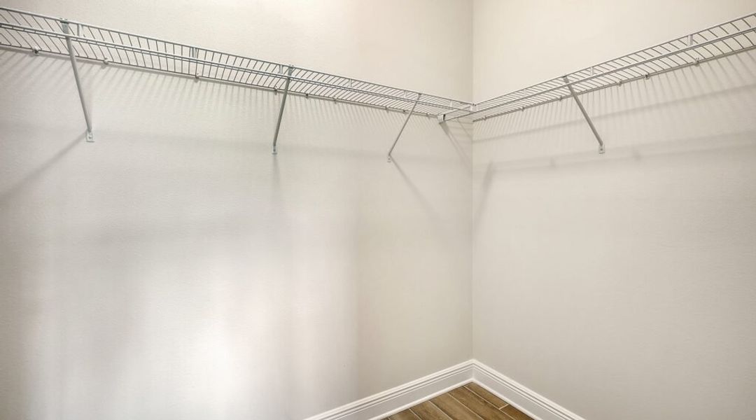 Spacious, unfurnished interior of a new home in Canoe Creek, Parrish (Image 63). Spacious, unfurnished interior of a new home in Canoe Creek, Parrish (Image 63).