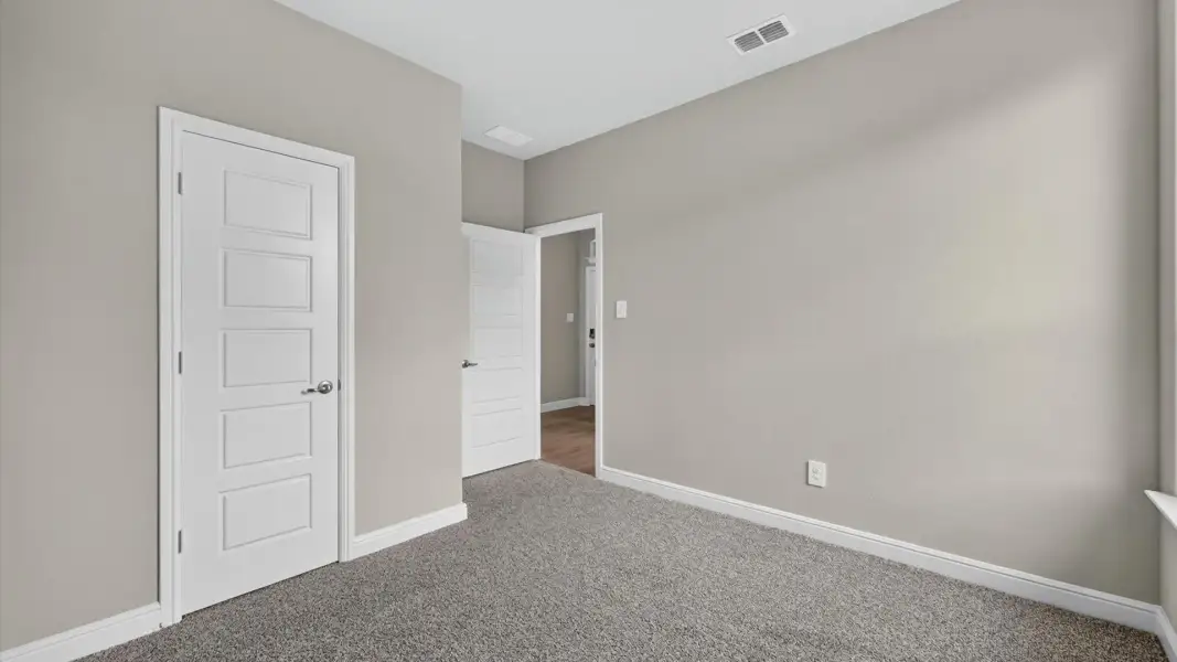 Spacious, unfurnished interior of a new home in Northstar West, Fort Worth (Image 20). Spacious, unfurnished interior of a new home in Northstar West, Fort Worth (Image 20).