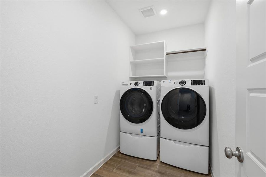 Furnished interior view inside a new home in Devonshire, Forney (Image 11).