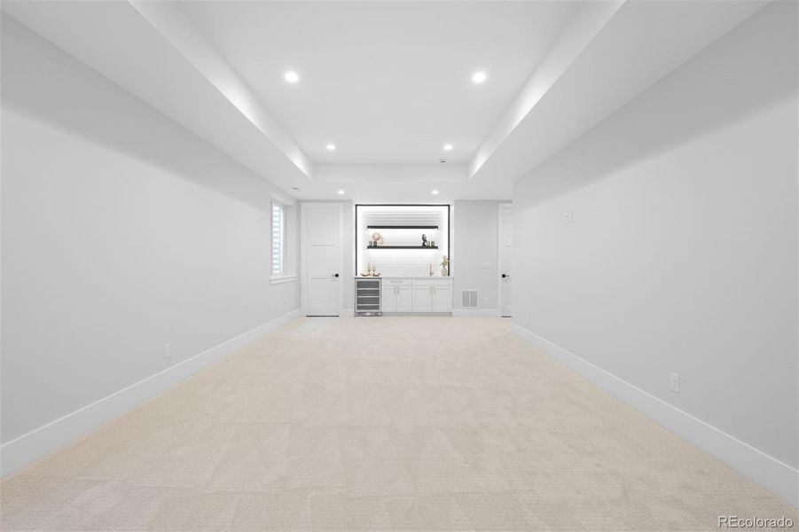Spacious, unfurnished interior of a new home in , Denver (Image 20).
