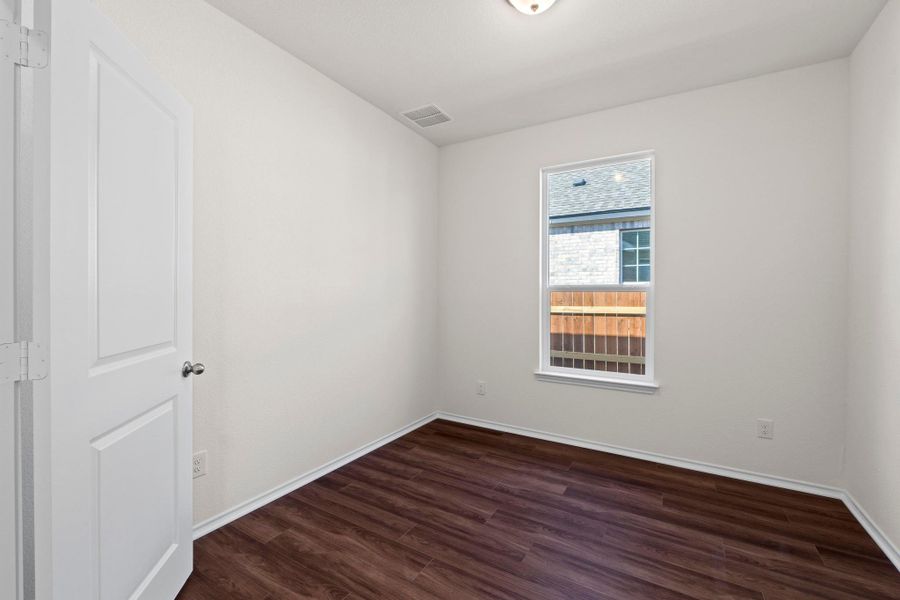 Spacious, unfurnished interior of a new home in Salerno - Heritage Collection, Round Rock (Image 20).