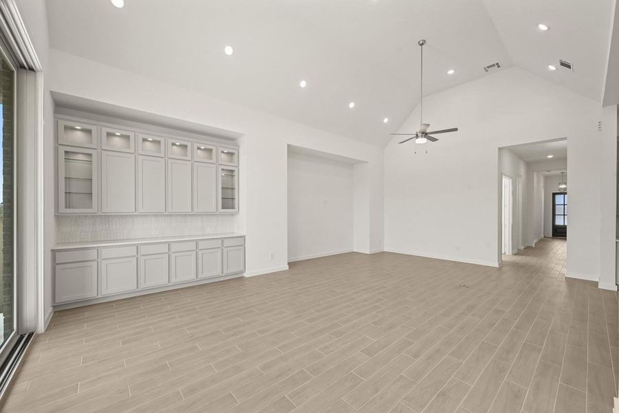 Spacious, unfurnished interior of a new home in Kresston: 55ft. lots, Magnolia (Image 21). Spacious, unfurnished interior of a new home in Kresston: 55ft. lots, Magnolia (Image 21).