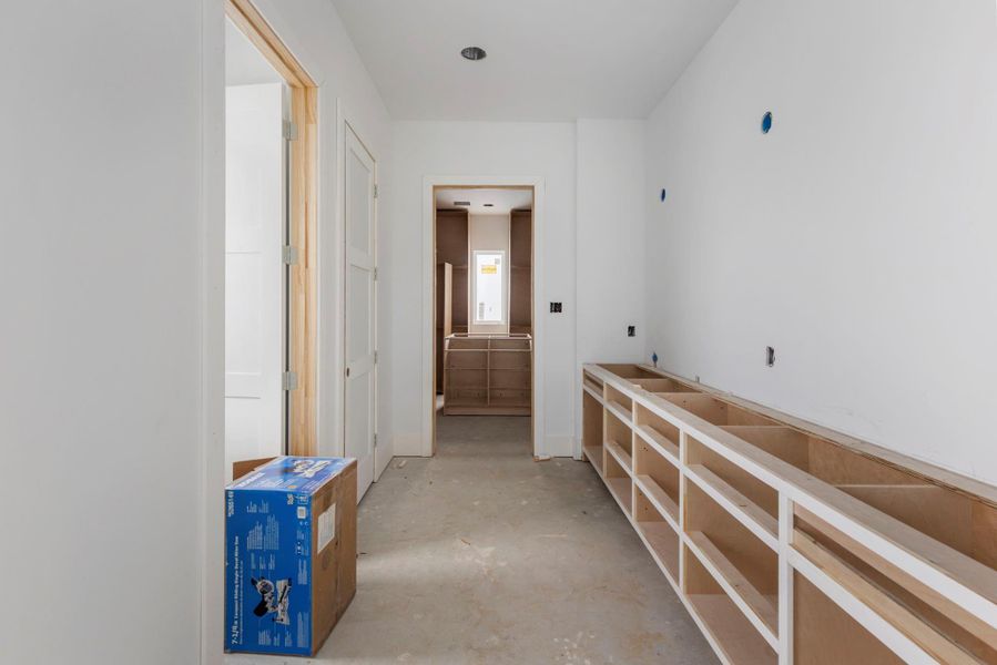 Spacious, unfurnished interior of a new home in , Washington (Image 16).