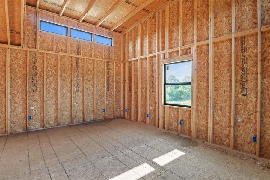Spacious, unfurnished interior of a new home in , Grand Saline (Image 12).