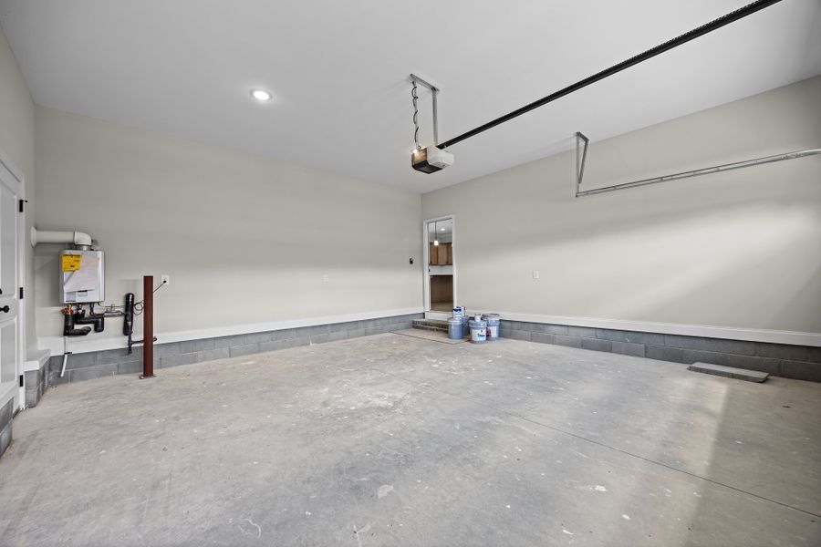 Spacious, unfurnished interior of a new home in Laurel Oaks, Greenville (Image 17). Spacious, unfurnished interior of a new home in Laurel Oaks, Greenville (Image 17).