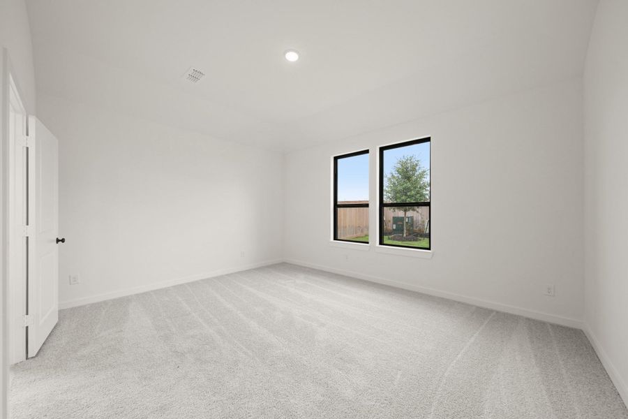 Image 14 of a home in Bridgeland 45', 50', 70'. Image 14 of a home in Bridgeland 45', 50', 70'.