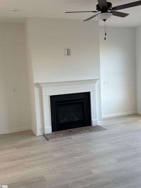 Spacious, unfurnished interior of a new home in Hazelwood, Boiling Springs (Image 8).
