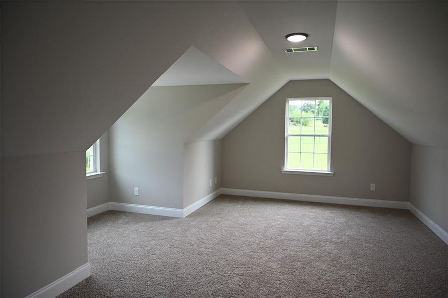 Spacious, unfurnished interior of a new home in , Gainesville (Image 17).