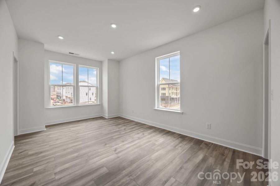 Spacious, unfurnished interior of a new home in , Charlotte (Image 21).