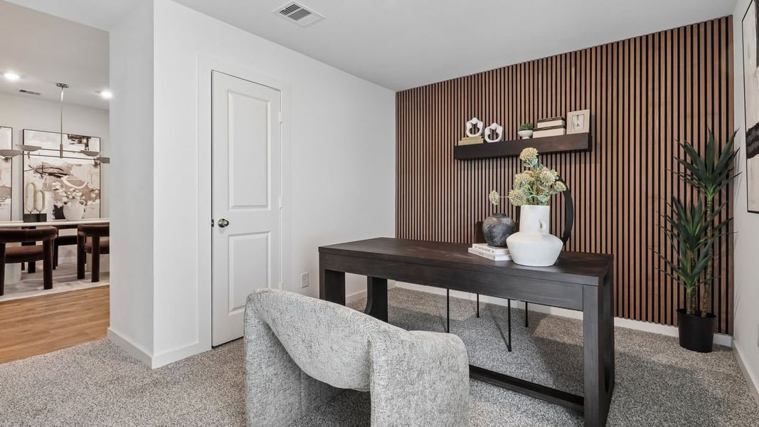 Furnished interior view inside a new home in Evergreen, Rosenberg (Image 26).