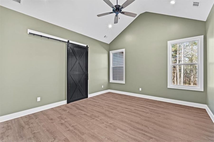 Spacious, unfurnished interior of a new home in , Bremen (Image 31). Spacious, unfurnished interior of a new home in , Bremen (Image 31).