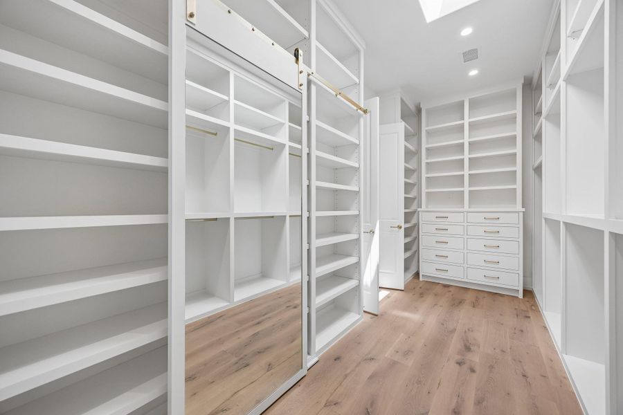 Spacious, unfurnished interior of a new home in , Houston (Image 20). Spacious, unfurnished interior of a new home in , Houston (Image 20).