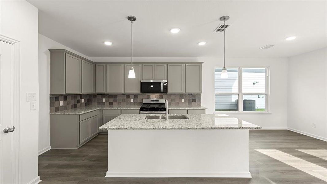 07. 1118 Falls Rush - Kitchen