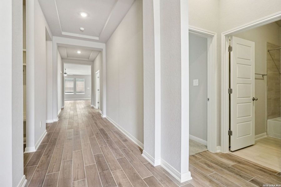 Spacious, unfurnished interior of a new home in Estancia Ranch - Classic Series, San Antonio (Image 24).